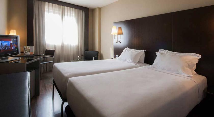 บีแอนด์บี โฮเต็ล มาดริด เฆตาเฟ Hotel เกตาเฟ ภายนอก รูปภาพ